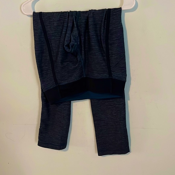 Lululemon Yoga Pants - Picture 2 of 7